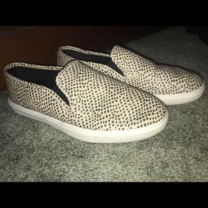 Time & Tru Spotted Women’s Slip-On Shoes